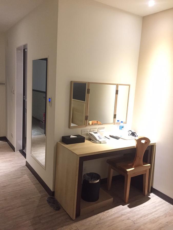 גאושיונג Mingli Hotel מראה חיצוני תמונה