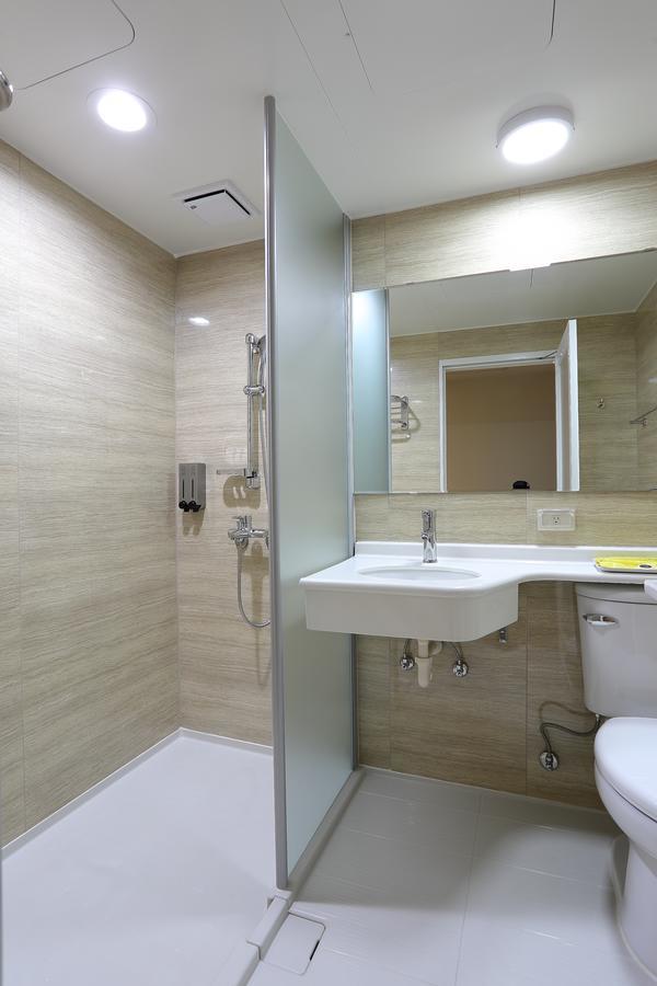 גאושיונג Mingli Hotel מראה חיצוני תמונה