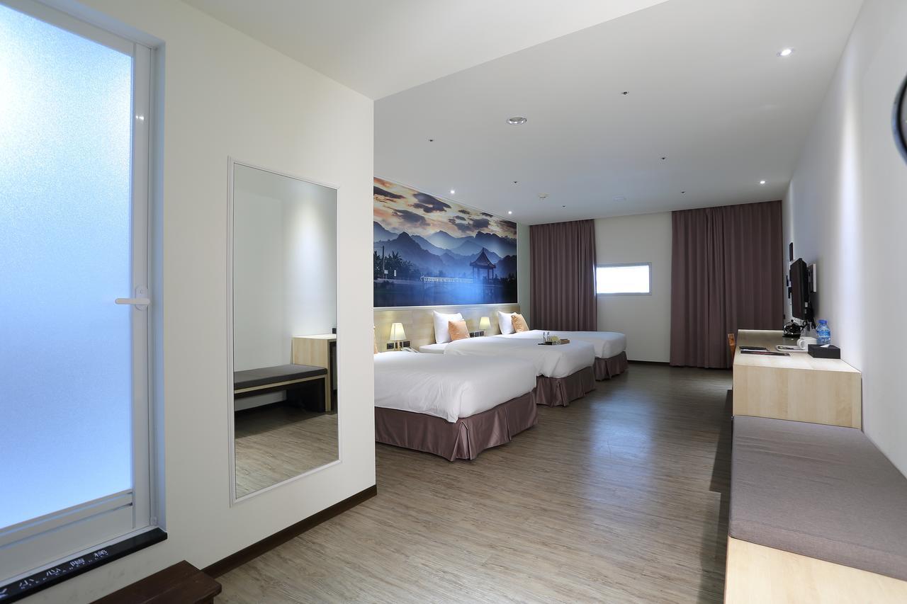 גאושיונג Mingli Hotel מראה חיצוני תמונה