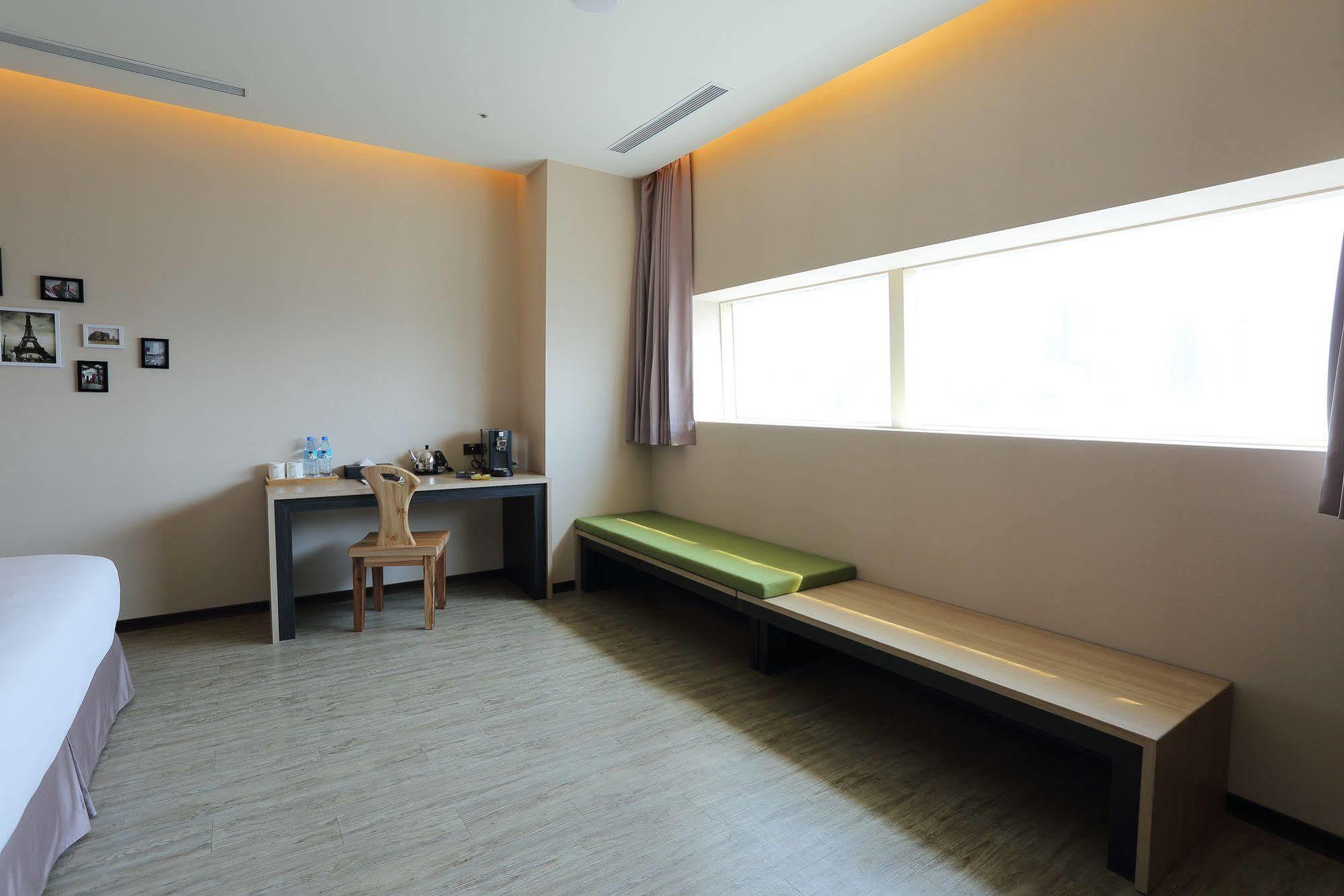 גאושיונג Mingli Hotel מראה חיצוני תמונה