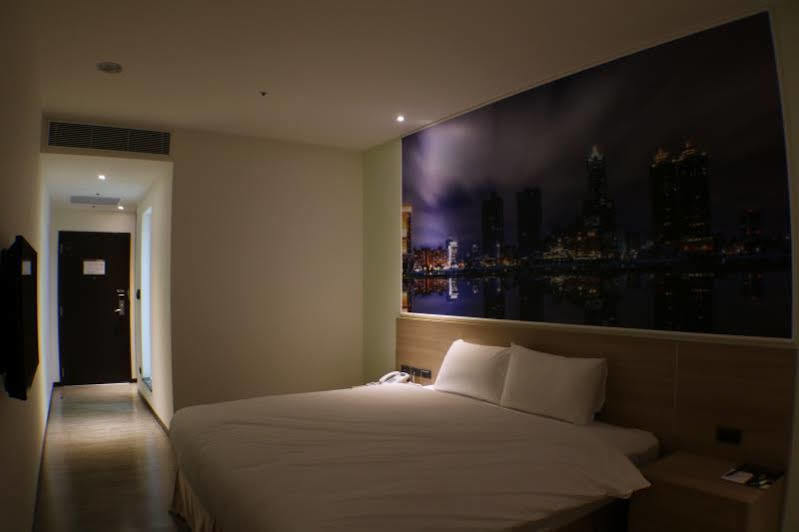 גאושיונג Mingli Hotel מראה חיצוני תמונה